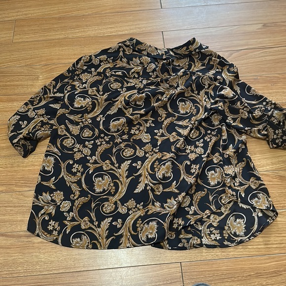 Torrid Top - Picture 2 of 6